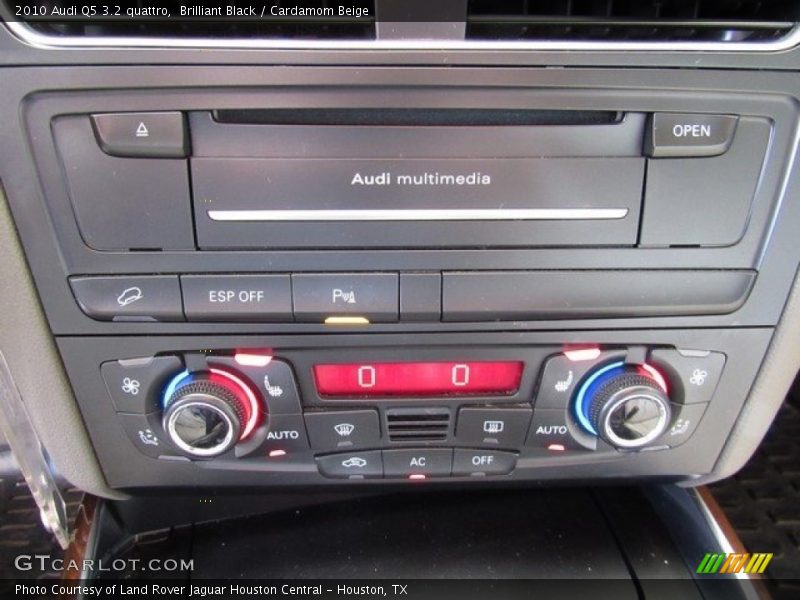 Brilliant Black / Cardamom Beige 2010 Audi Q5 3.2 quattro