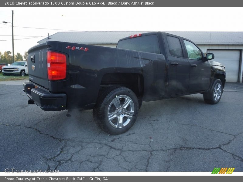 Black / Dark Ash/Jet Black 2018 Chevrolet Silverado 1500 Custom Double Cab 4x4