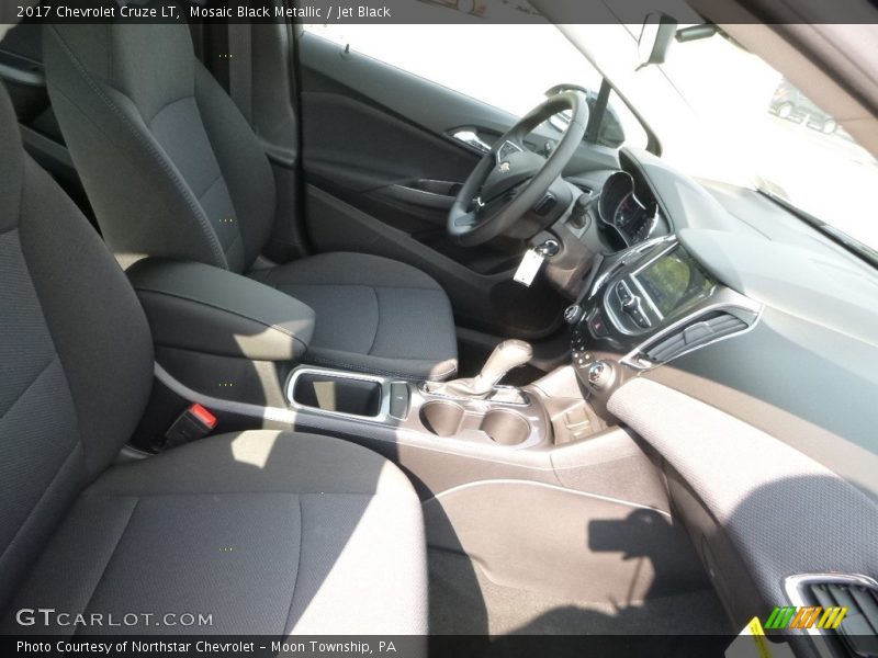 Mosaic Black Metallic / Jet Black 2017 Chevrolet Cruze LT