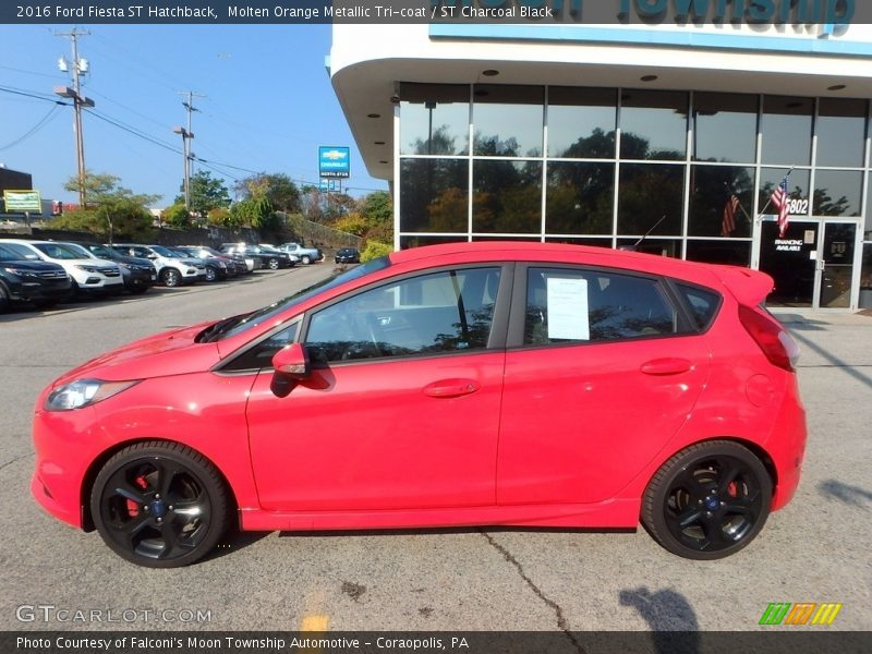 Molten Orange Metallic Tri-coat / ST Charcoal Black 2016 Ford Fiesta ST Hatchback