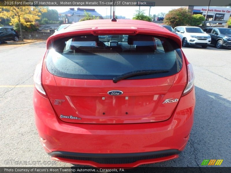 Molten Orange Metallic Tri-coat / ST Charcoal Black 2016 Ford Fiesta ST Hatchback