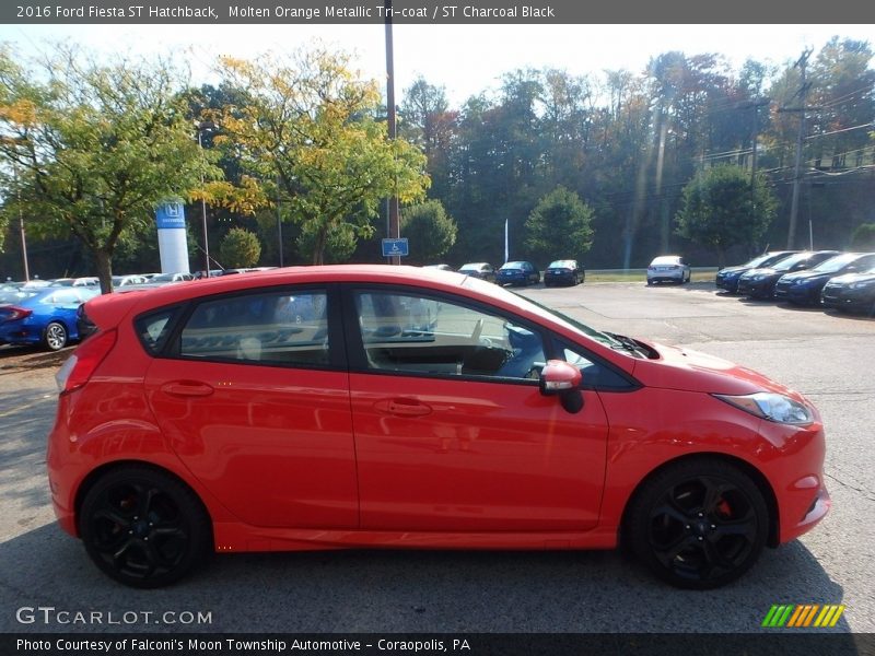 Molten Orange Metallic Tri-coat / ST Charcoal Black 2016 Ford Fiesta ST Hatchback