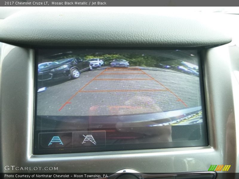 Mosaic Black Metallic / Jet Black 2017 Chevrolet Cruze LT