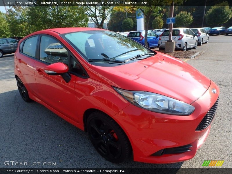 Molten Orange Metallic Tri-coat / ST Charcoal Black 2016 Ford Fiesta ST Hatchback