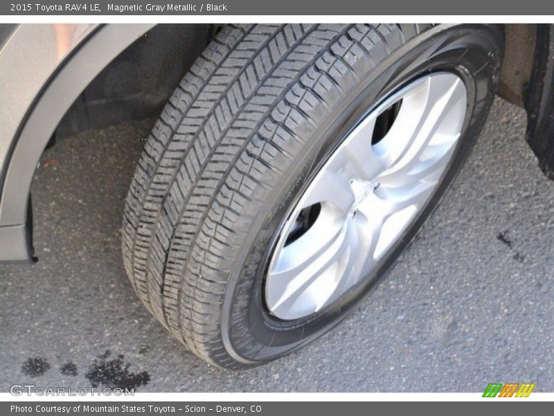 Magnetic Gray Metallic / Black 2015 Toyota RAV4 LE
