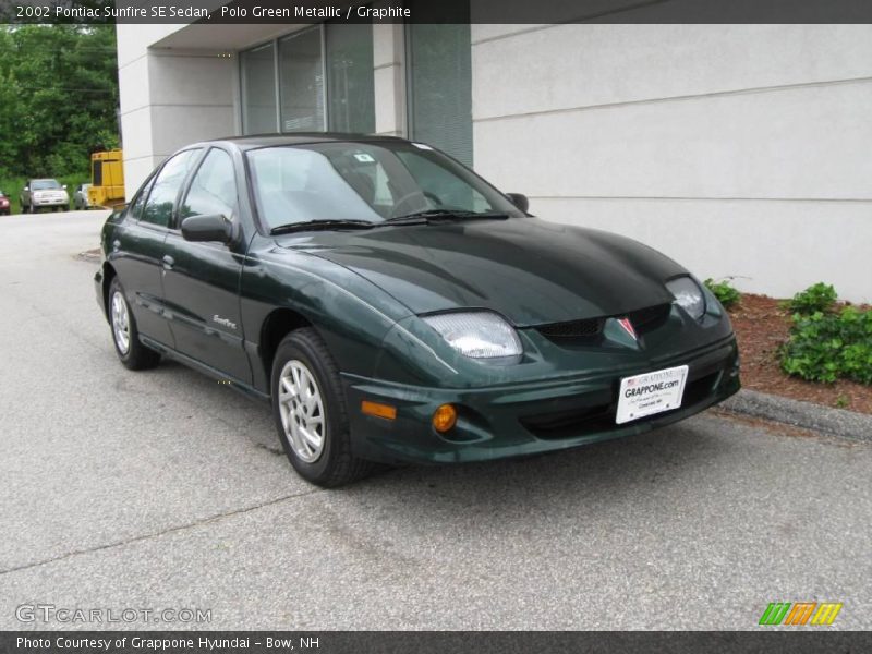 Polo Green Metallic / Graphite 2002 Pontiac Sunfire SE Sedan