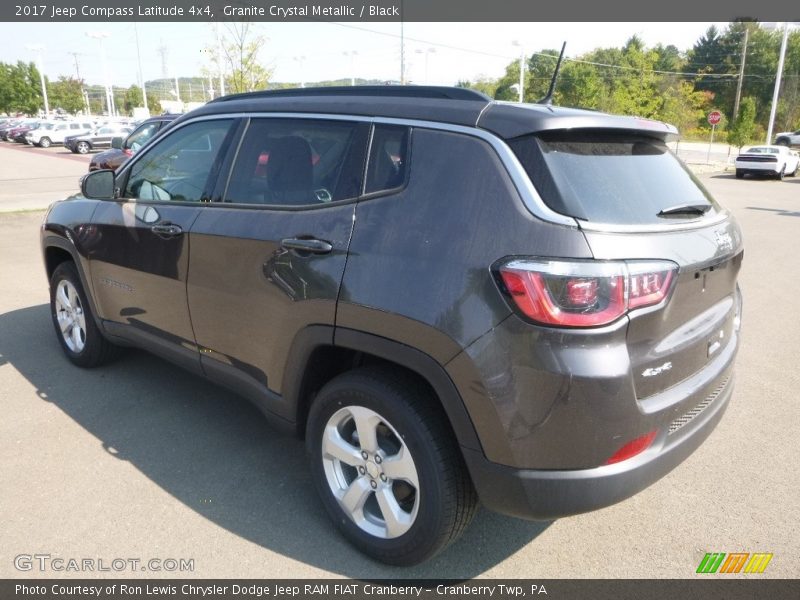 Granite Crystal Metallic / Black 2017 Jeep Compass Latitude 4x4