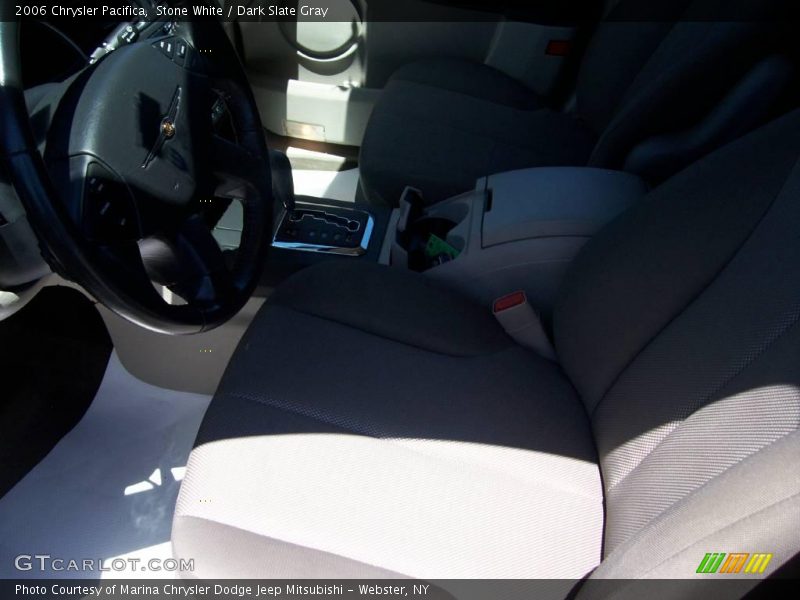 Stone White / Dark Slate Gray 2006 Chrysler Pacifica