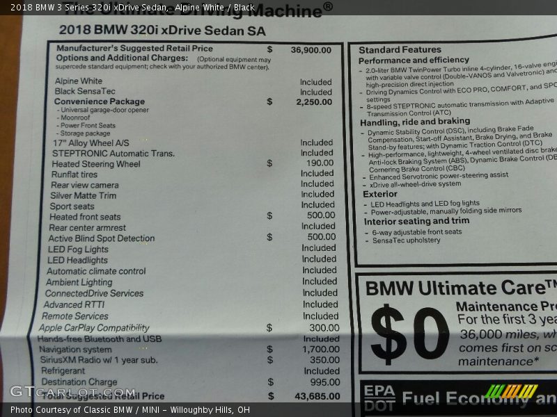 Alpine White / Black 2018 BMW 3 Series 320i xDrive Sedan