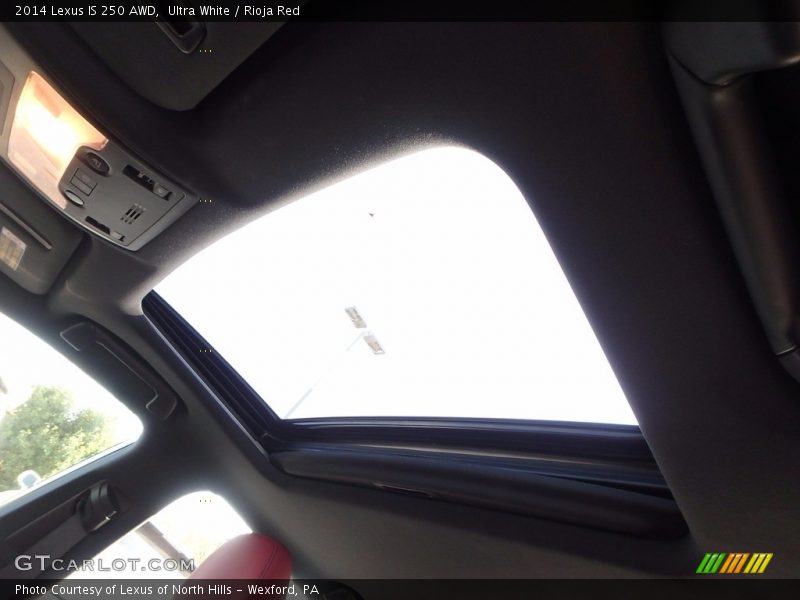Ultra White / Rioja Red 2014 Lexus IS 250 AWD