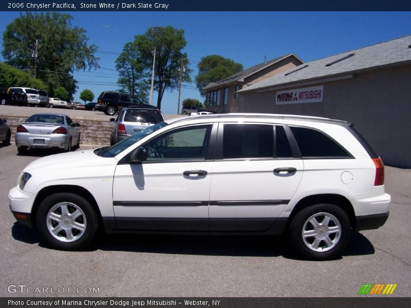 Stone White / Dark Slate Gray 2006 Chrysler Pacifica