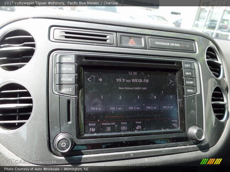 Pacific Blue Metallic / Charcoal 2017 Volkswagen Tiguan Wolfsburg