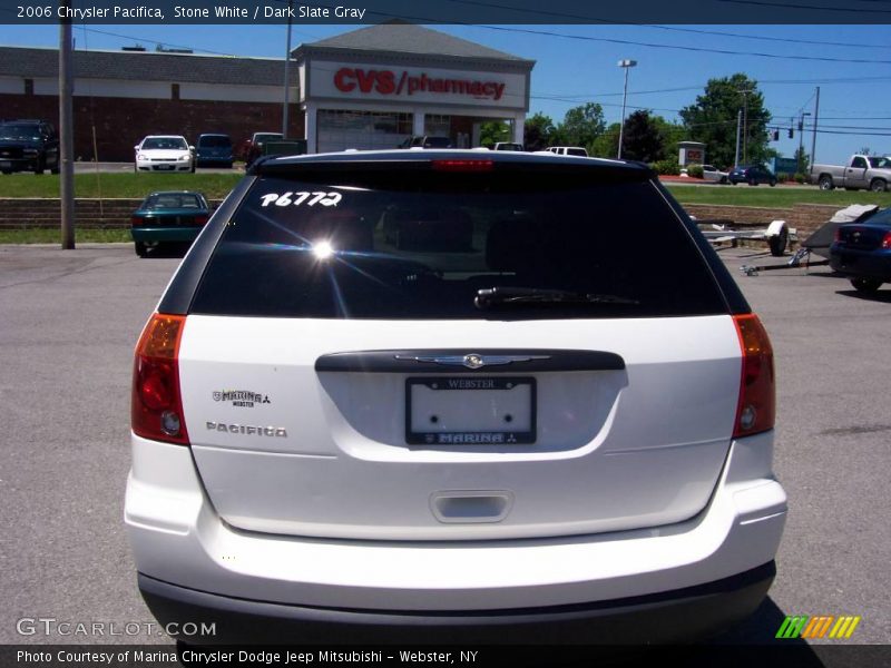 Stone White / Dark Slate Gray 2006 Chrysler Pacifica