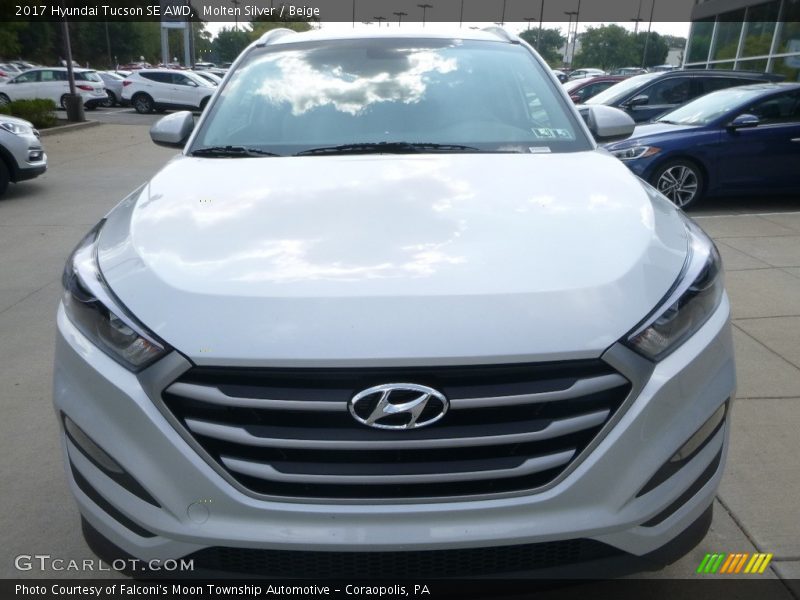 Molten Silver / Beige 2017 Hyundai Tucson SE AWD