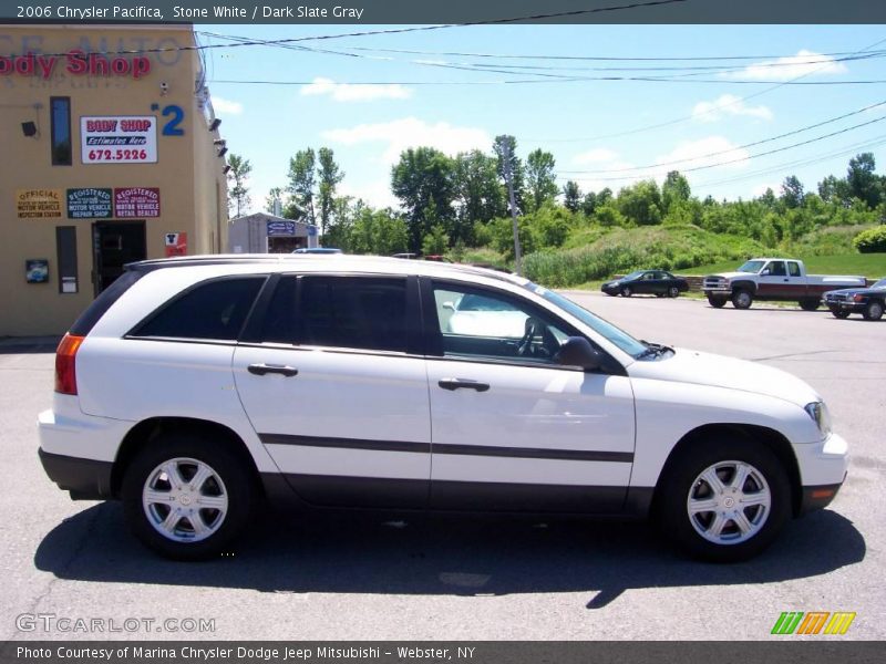 Stone White / Dark Slate Gray 2006 Chrysler Pacifica