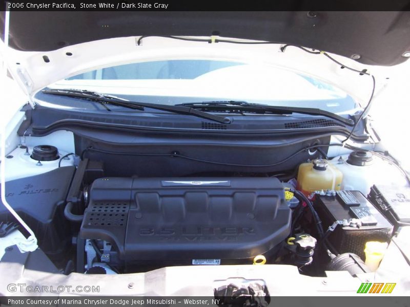 Stone White / Dark Slate Gray 2006 Chrysler Pacifica