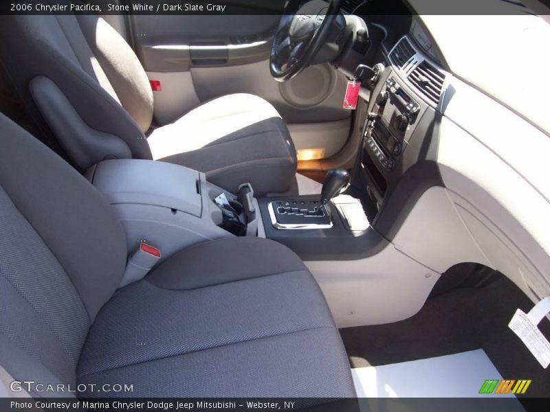 Stone White / Dark Slate Gray 2006 Chrysler Pacifica