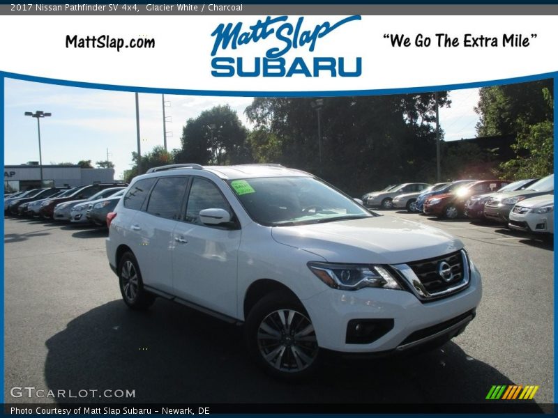 Glacier White / Charcoal 2017 Nissan Pathfinder SV 4x4