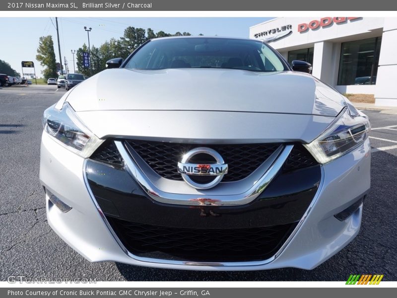 Brilliant Silver / Charcoal 2017 Nissan Maxima SL