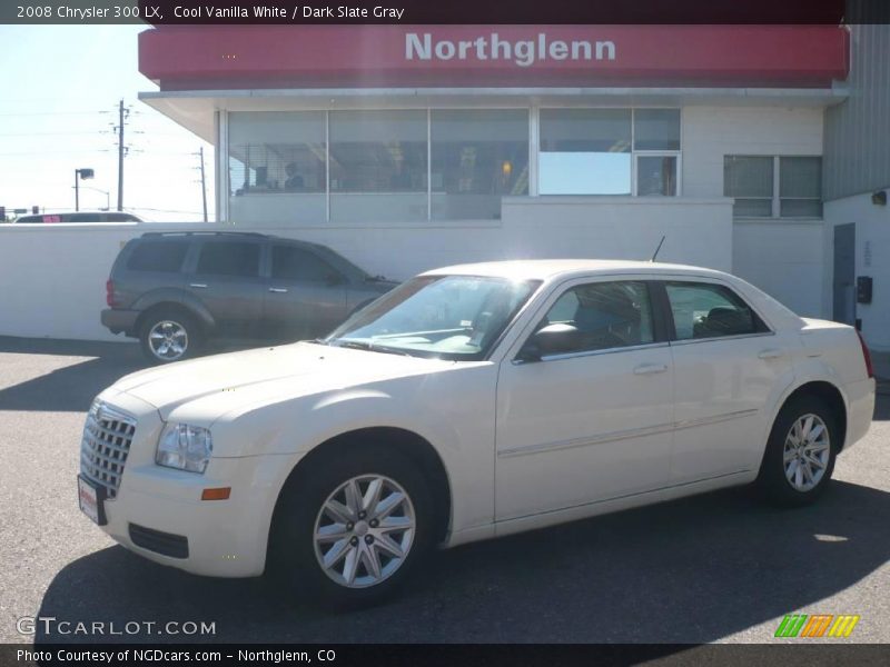 Cool Vanilla White / Dark Slate Gray 2008 Chrysler 300 LX