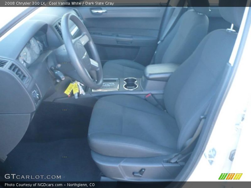 Cool Vanilla White / Dark Slate Gray 2008 Chrysler 300 LX