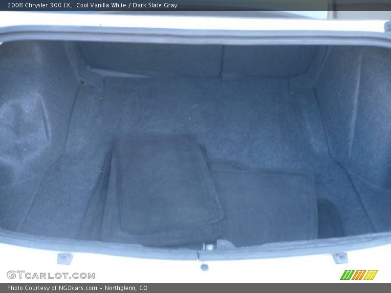 Cool Vanilla White / Dark Slate Gray 2008 Chrysler 300 LX