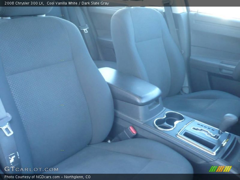 Cool Vanilla White / Dark Slate Gray 2008 Chrysler 300 LX