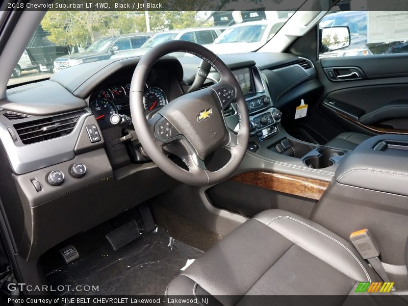  2018 Suburban LT 4WD Jet Black Interior