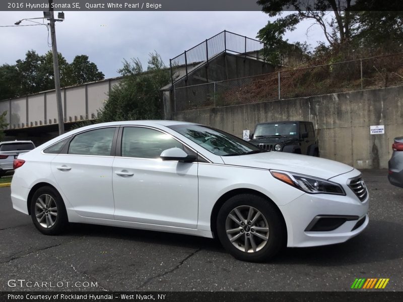 Quartz White Pearl / Beige 2016 Hyundai Sonata SE