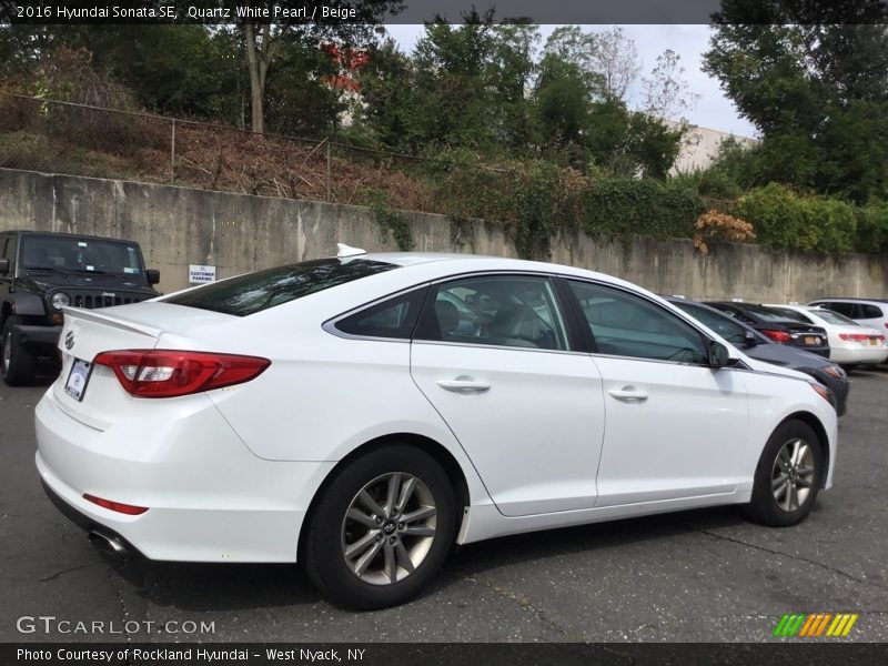 Quartz White Pearl / Beige 2016 Hyundai Sonata SE