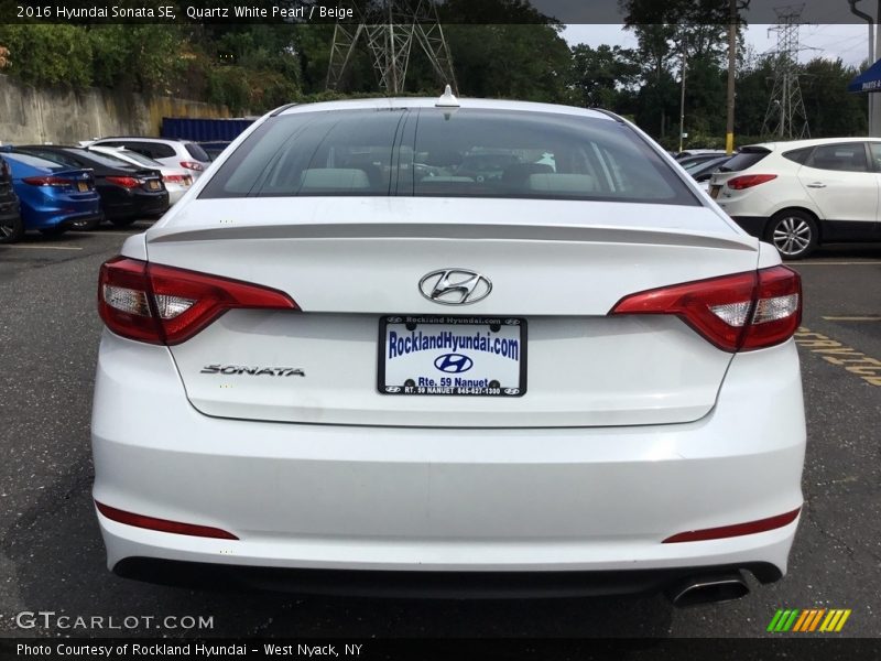 Quartz White Pearl / Beige 2016 Hyundai Sonata SE