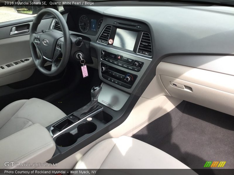 Quartz White Pearl / Beige 2016 Hyundai Sonata SE
