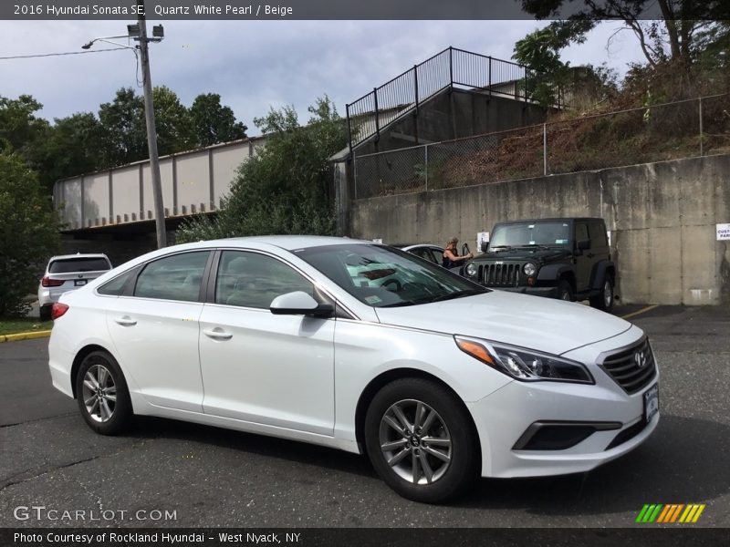 Quartz White Pearl / Beige 2016 Hyundai Sonata SE