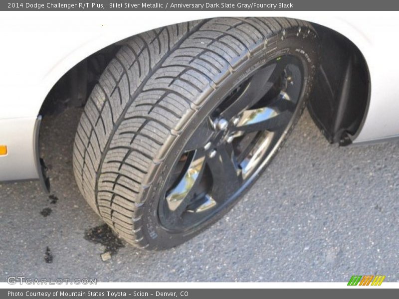 Billet Silver Metallic / Anniversary Dark Slate Gray/Foundry Black 2014 Dodge Challenger R/T Plus
