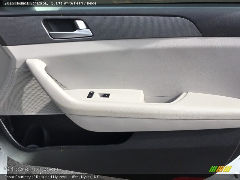 Quartz White Pearl / Beige 2016 Hyundai Sonata SE
