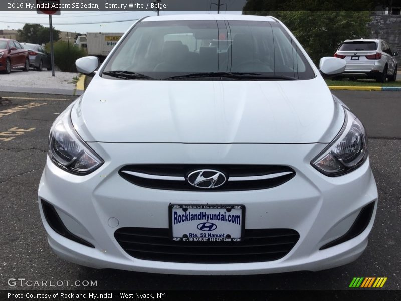 Century White / Beige 2016 Hyundai Accent SE Sedan