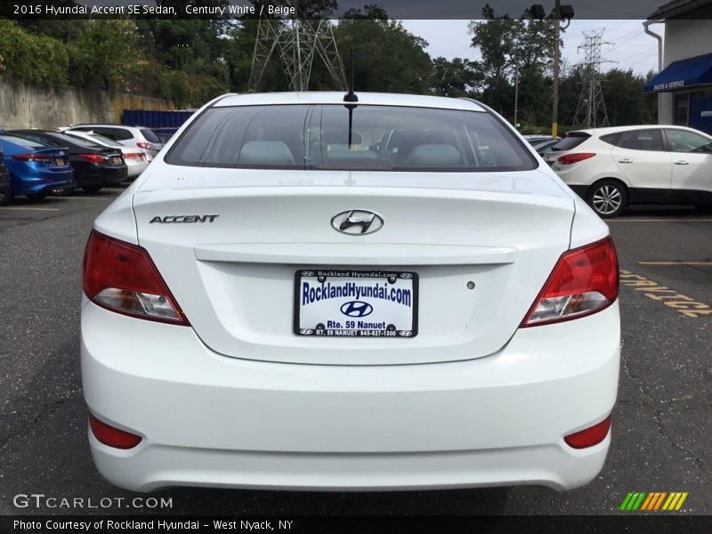 Century White / Beige 2016 Hyundai Accent SE Sedan