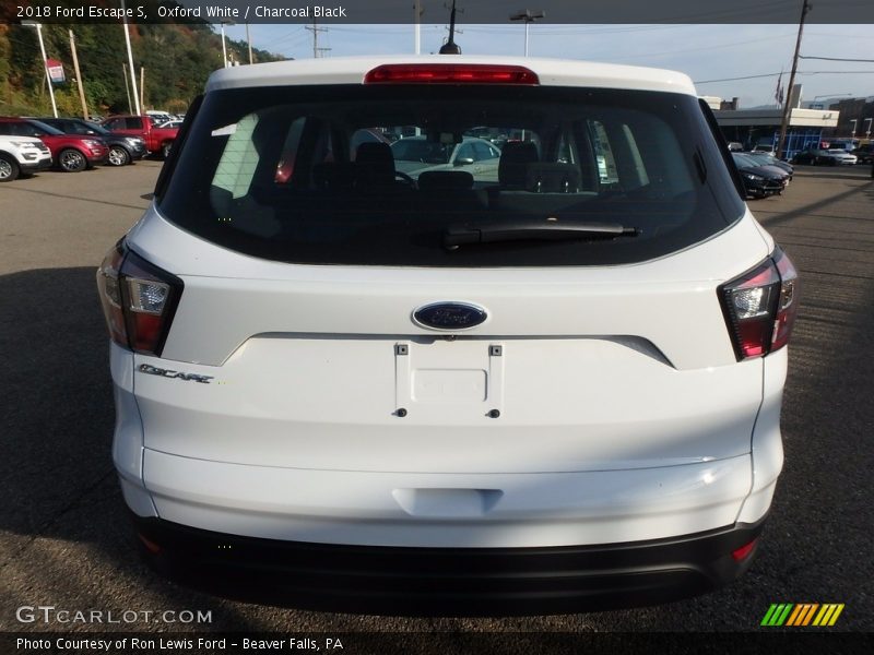 Oxford White / Charcoal Black 2018 Ford Escape S