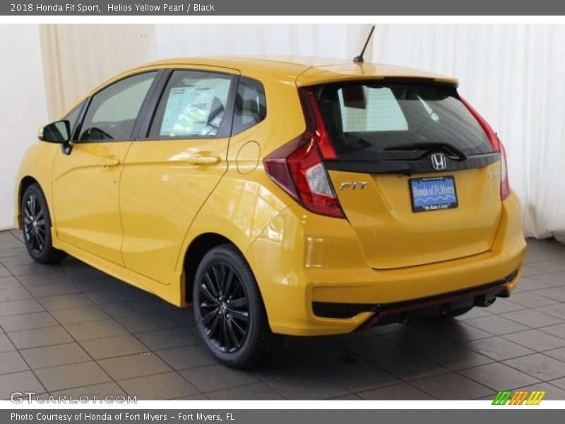 Helios Yellow Pearl / Black 2018 Honda Fit Sport