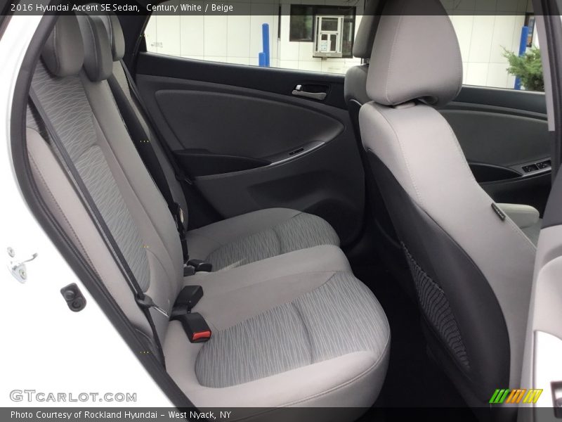 Century White / Beige 2016 Hyundai Accent SE Sedan
