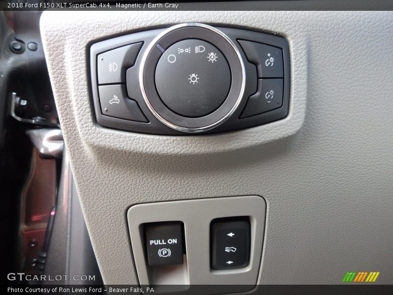 Magnetic / Earth Gray 2018 Ford F150 XLT SuperCab 4x4