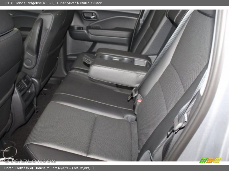 Lunar Silver Metallic / Black 2018 Honda Ridgeline RTL-T