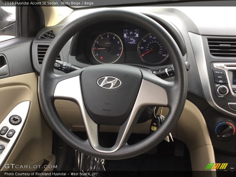Misty Beige / Beige 2016 Hyundai Accent SE Sedan