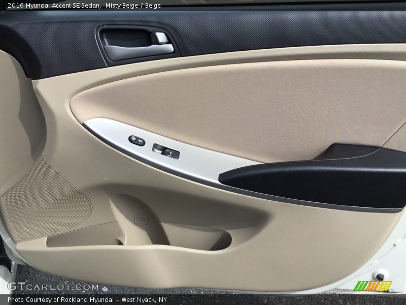 Misty Beige / Beige 2016 Hyundai Accent SE Sedan