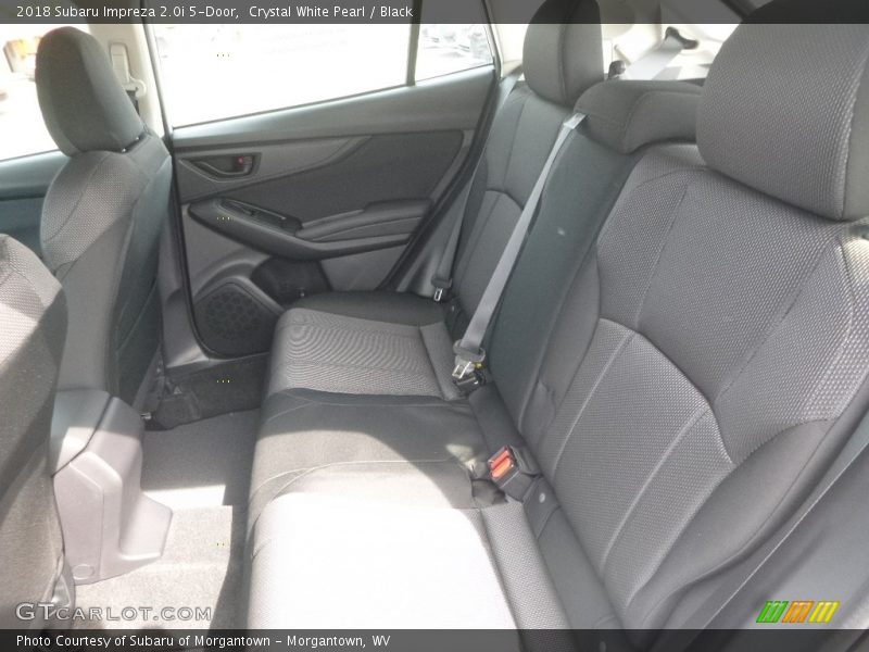 Crystal White Pearl / Black 2018 Subaru Impreza 2.0i 5-Door