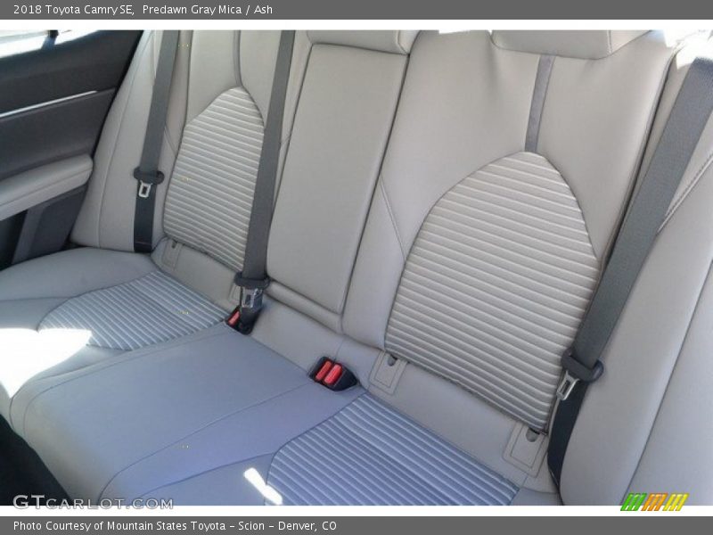 Predawn Gray Mica / Ash 2018 Toyota Camry SE