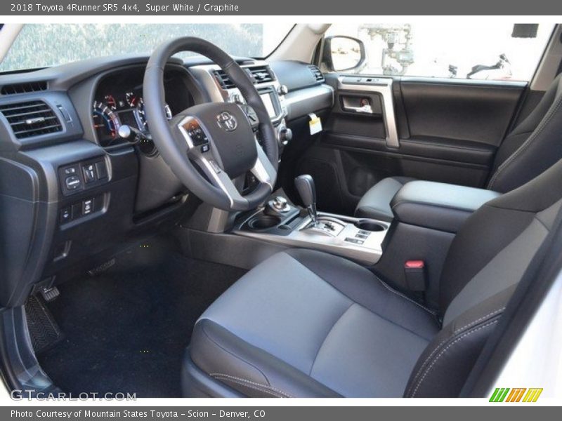 Super White / Graphite 2018 Toyota 4Runner SR5 4x4
