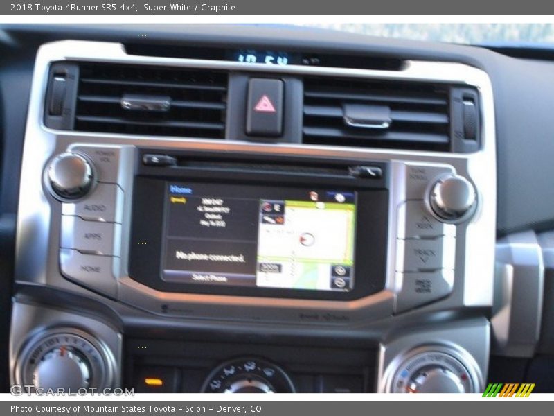 Super White / Graphite 2018 Toyota 4Runner SR5 4x4