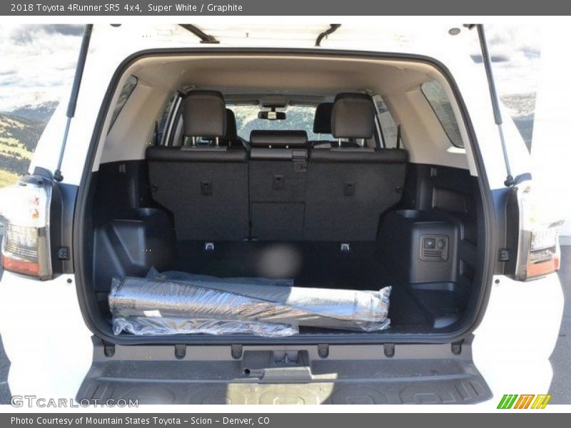 Super White / Graphite 2018 Toyota 4Runner SR5 4x4