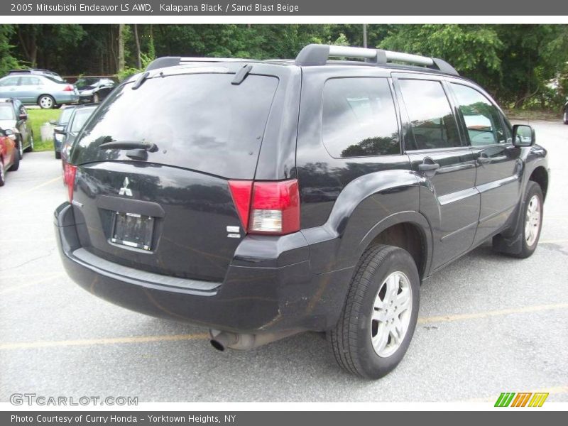 Kalapana Black / Sand Blast Beige 2005 Mitsubishi Endeavor LS AWD